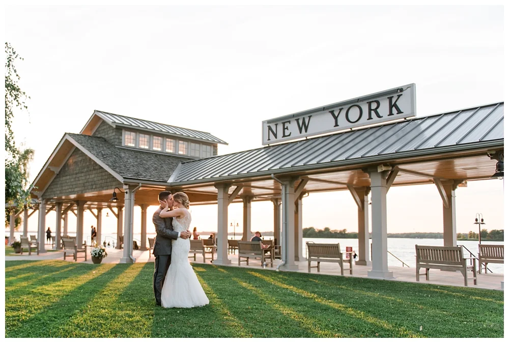 For the modern couple planning their wedding in NY, NJ + PA. Real weddings, engagements, inspiration + more!