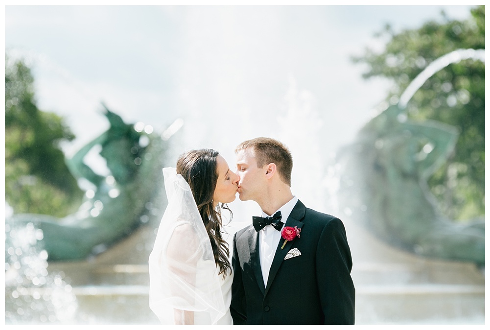 For the modern couple planning their wedding in NY, NJ + PA. Real weddings, engagements, inspiration + more!
