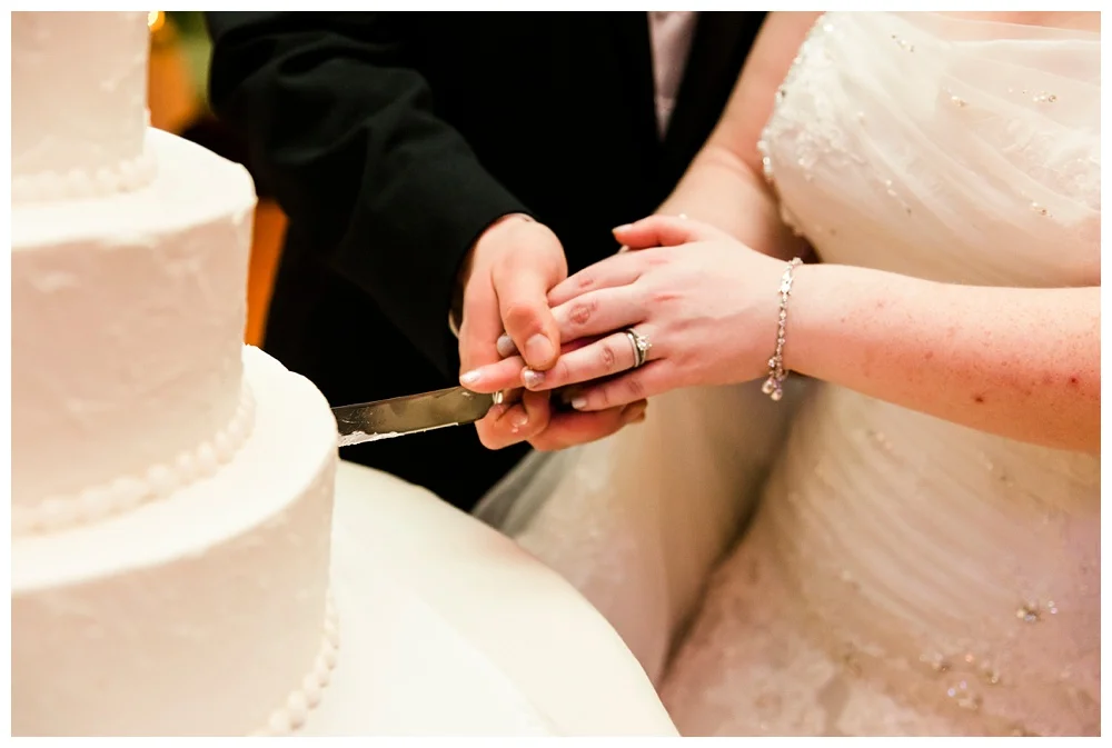 For the modern couple planning their wedding in NY, NJ + PA. Real weddings, engagements, inspiration + more!
