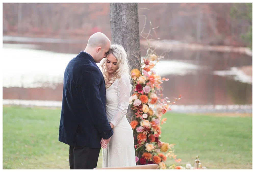 For the modern couple planning their wedding in NY, NJ + PA. Real weddings, engagements, inspiration + more!