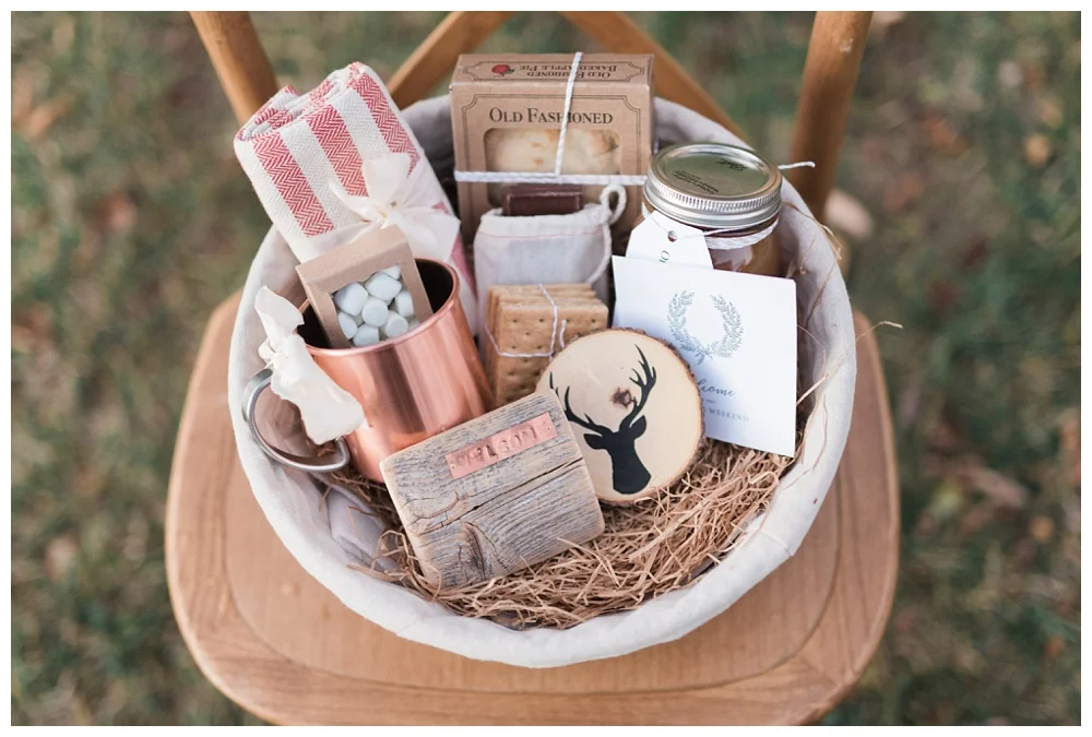 For the modern couple planning their wedding in NY, NJ + PA. Real weddings, engagements, inspiration + more!