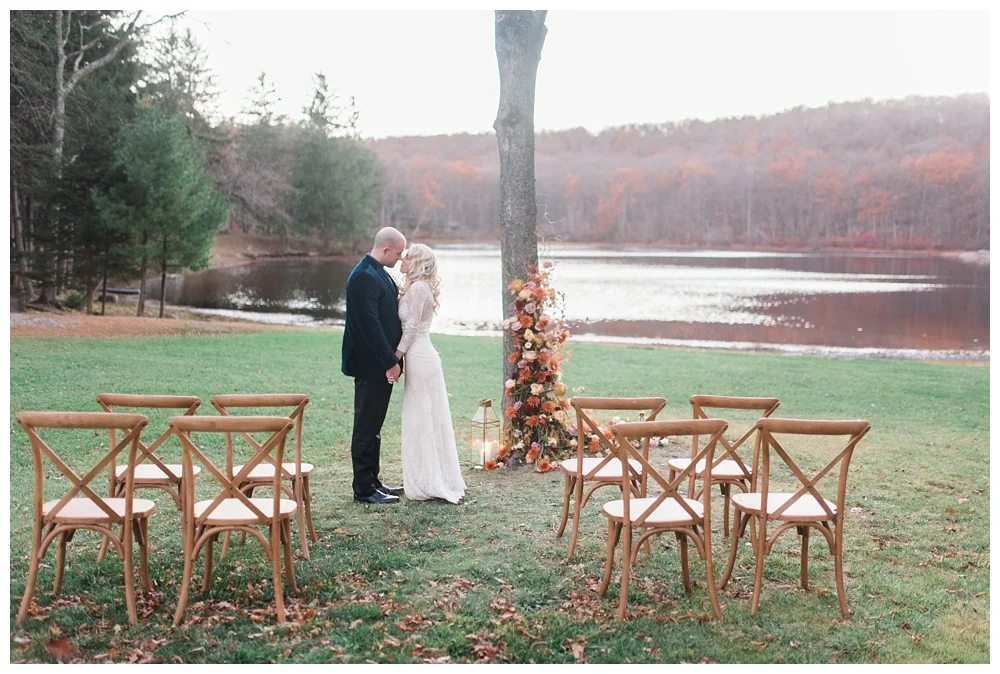 For the modern couple planning their wedding in NY, NJ + PA. Real weddings, engagements, inspiration + more!