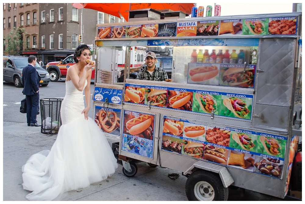New York Wedding Inspiration | New York City | Real weddings, engagements and inspiration for the modern NY Bride | www.redoakweddings.com