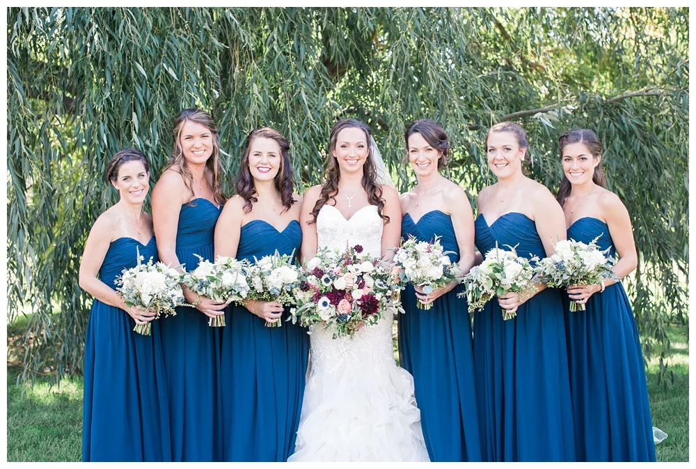 Pennsylvania Weddings | Phoenixville Foundry | Real weddings, engagements and inspiration for the modern PA Bride | www.redoakweddings.com
