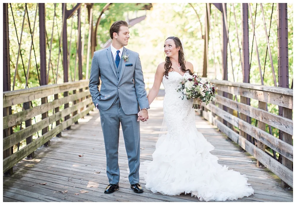 Pennsylvania Weddings | Phoenixville Foundry | Real weddings, engagements and inspiration for the modern PA Bride | www.redoakweddings.com