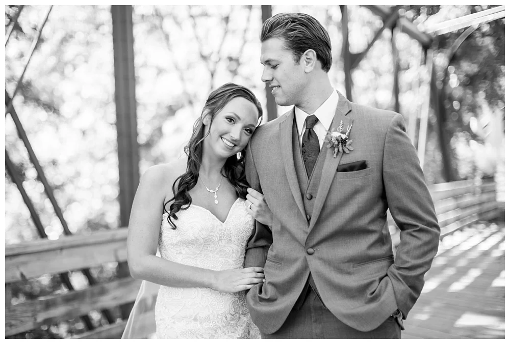 Pennsylvania Weddings | Phoenixville Foundry | Real weddings, engagements and inspiration for the modern PA Bride | www.redoakweddings.com