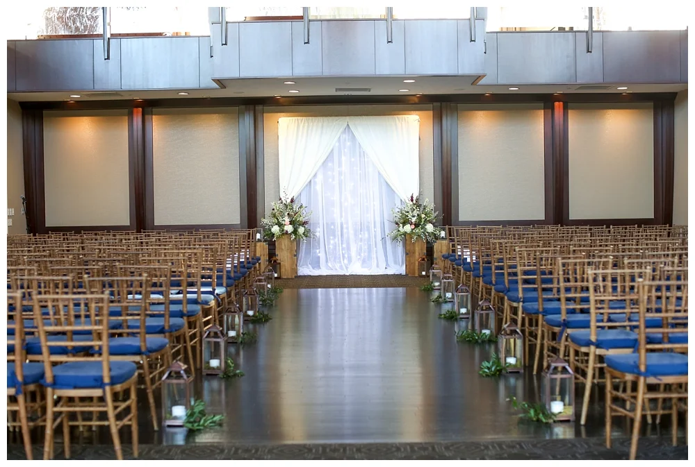 Pennsylvania Weddings | Phoenixville Foundry | Real weddings, engagements and inspiration for the modern PA Bride | www.redoakweddings.com