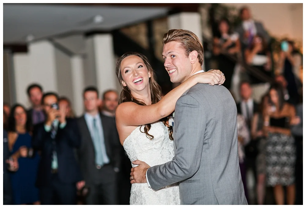 Pennsylvania Weddings | Phoenixville Foundry | Real weddings, engagements and inspiration for the modern PA Bride | www.redoakweddings.com