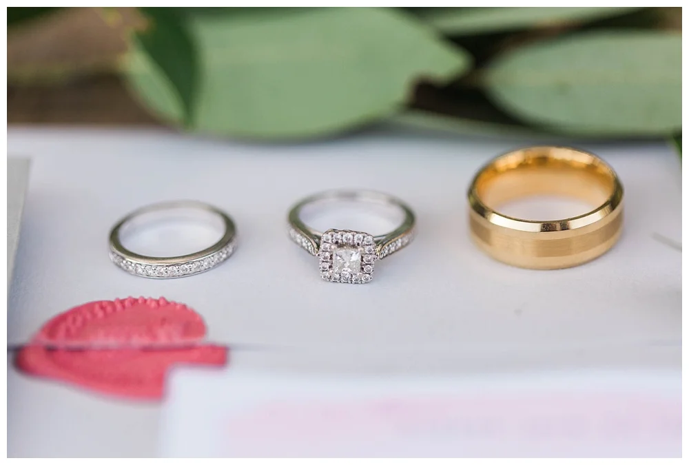 New York Wedding Inspiration | Venue | Real weddings, engagements and inspiration for the modern NY Bride | www.redoakweddings.com
