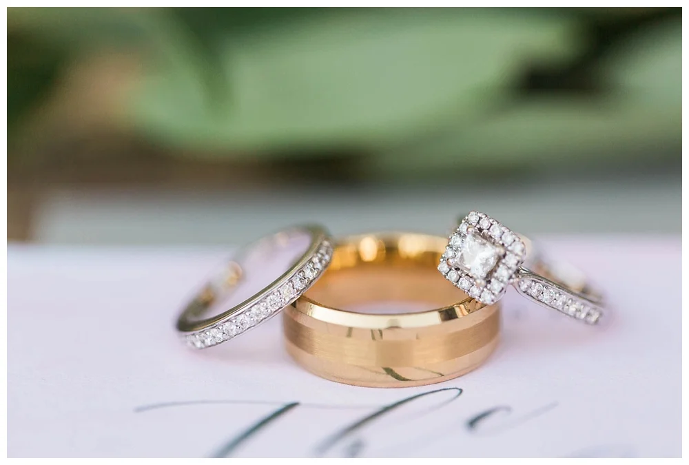 New York Wedding Inspiration | Venue | Real weddings, engagements and inspiration for the modern NY Bride | www.redoakweddings.com