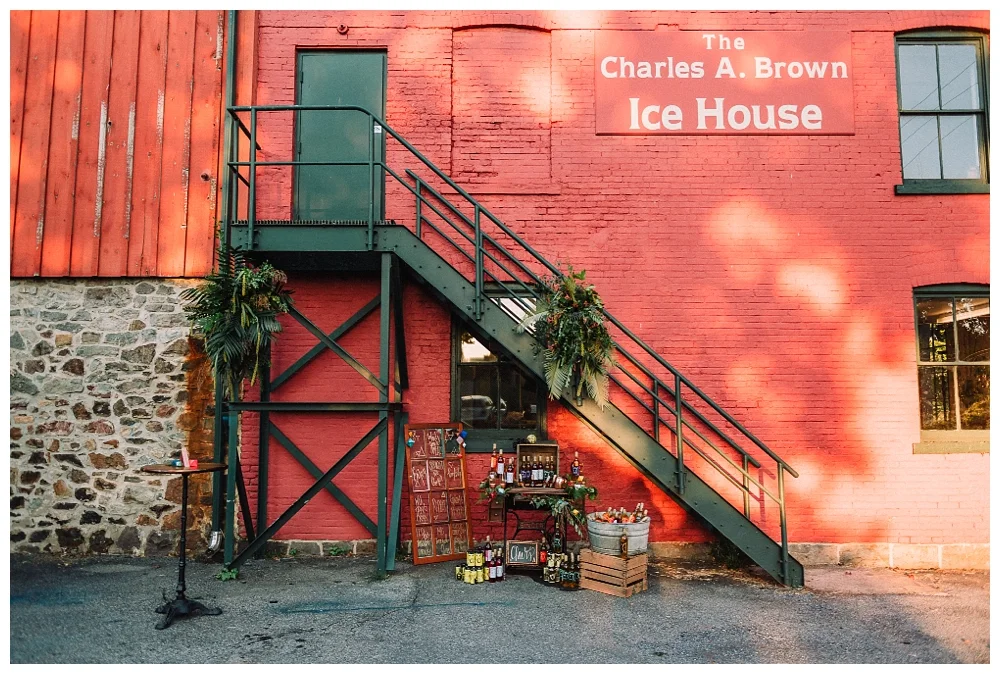 Pennsylvania Weddings | Charles A. Brown Ice House | Real weddings, engagements and inspiration for the modern PA Bride | www.redoakweddings.com
