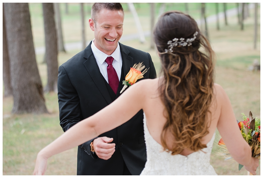 New York Weddings | The Harmony Golf Club in Port Kent, NY | Real weddings, engagements and inspiration for the modern NY Bride | www.redoakweddings.com