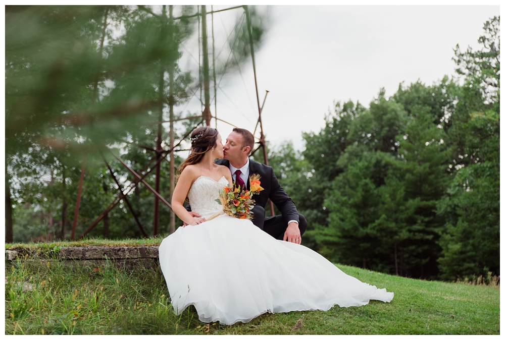New York Weddings | The Harmony Golf Club in Port Kent, NY | Real weddings, engagements and inspiration for the modern NY Bride | www.redoakweddings.com
