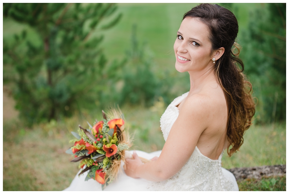 New York Weddings | The Harmony Golf Club in Port Kent, NY | Real weddings, engagements and inspiration for the modern NY Bride | www.redoakweddings.com