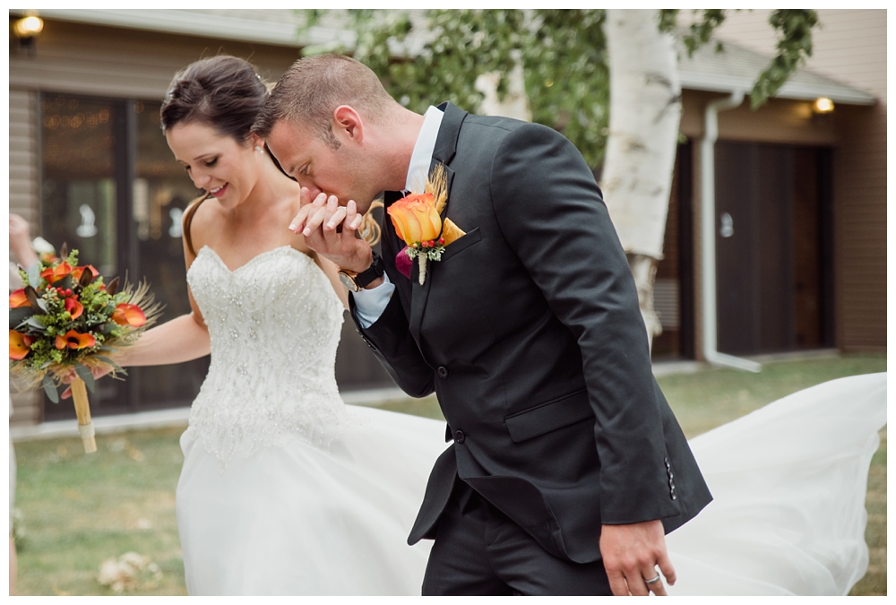 New York Weddings | The Harmony Golf Club in Port Kent, NY | Real weddings, engagements and inspiration for the modern NY Bride | www.redoakweddings.com