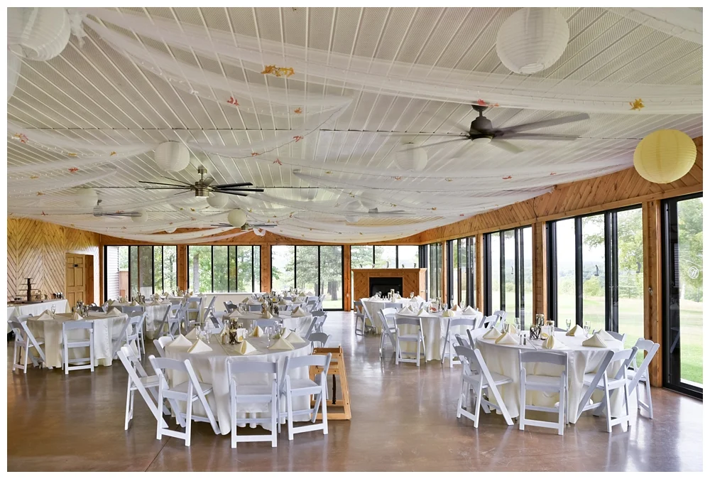 New York Weddings | The Harmony Golf Club in Port Kent, NY | Real weddings, engagements and inspiration for the modern NY Bride | www.redoakweddings.com