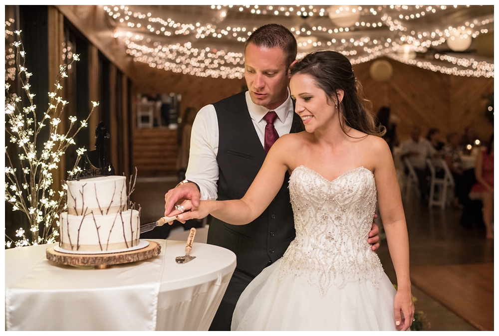 New York Weddings | The Harmony Golf Club in Port Kent, NY | Real weddings, engagements and inspiration for the modern NY Bride | www.redoakweddings.com