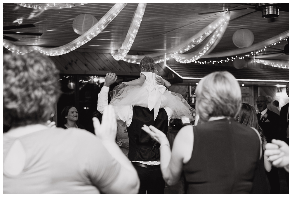 New York Weddings | The Harmony Golf Club in Port Kent, NY | Real weddings, engagements and inspiration for the modern NY Bride | www.redoakweddings.com