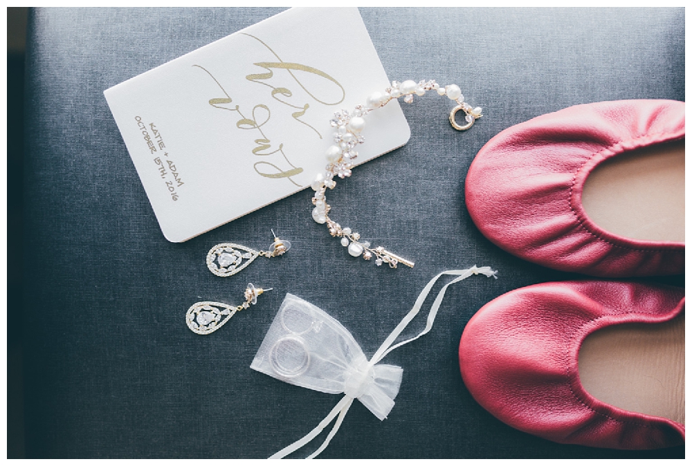 Pennsylvania Weddings | Pittsburgh, PA | Real weddings, engagements and inspiration for the modern PA Bride | www.redoakweddings.com