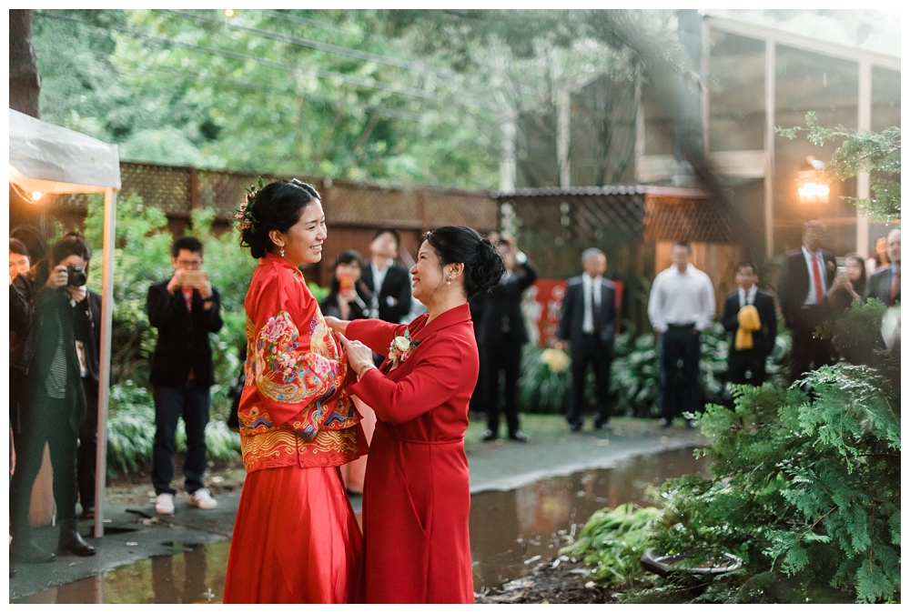 Pennsylvania Weddings | Pittsburgh, PA | Real weddings, engagements and inspiration for the modern PA Bride | www.redoakweddings.com