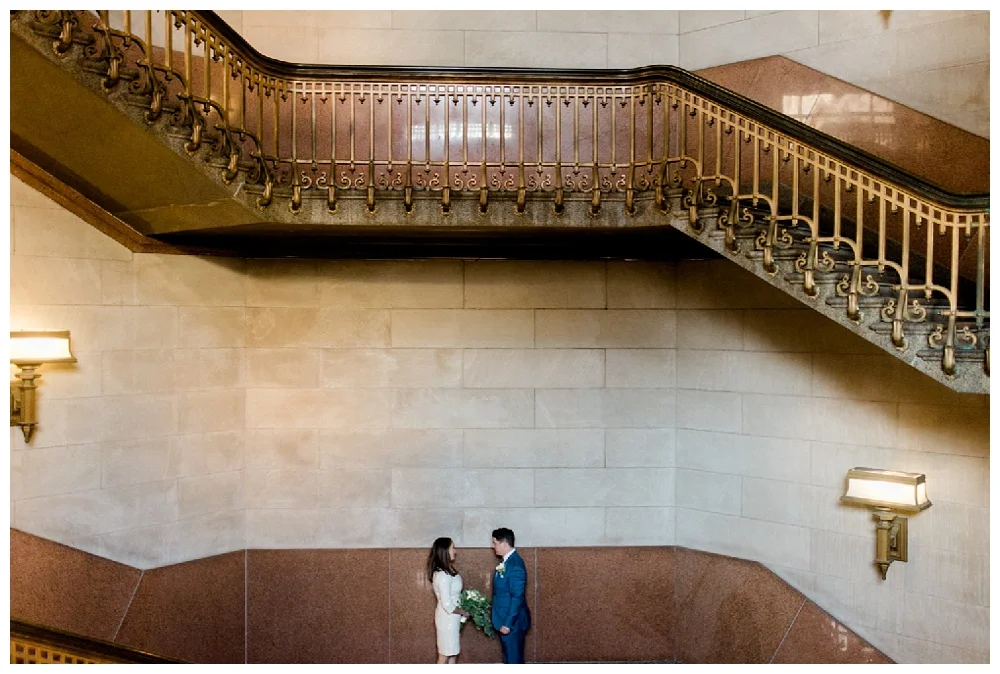 PA Weddings | Philadelphia's City Hall, Philadelphia, PA | Real weddings, engagements and inspiration for the modern PA Bride | www.redoakweddings.com