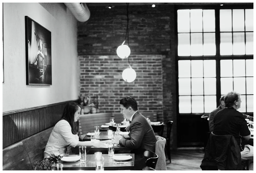 PA Weddings | Philadelphia's City Hall, Philadelphia, PA | Real weddings, engagements and inspiration for the modern PA Bride | www.redoakweddings.com