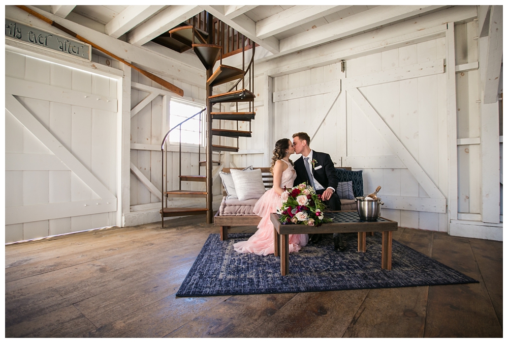 New Jersey Wedding Inspiration | The Boat House Chapel at Bonnet Island Estate | Real weddings, engagements and inspiration for the modern NJ Bride | www.redoakweddings.com