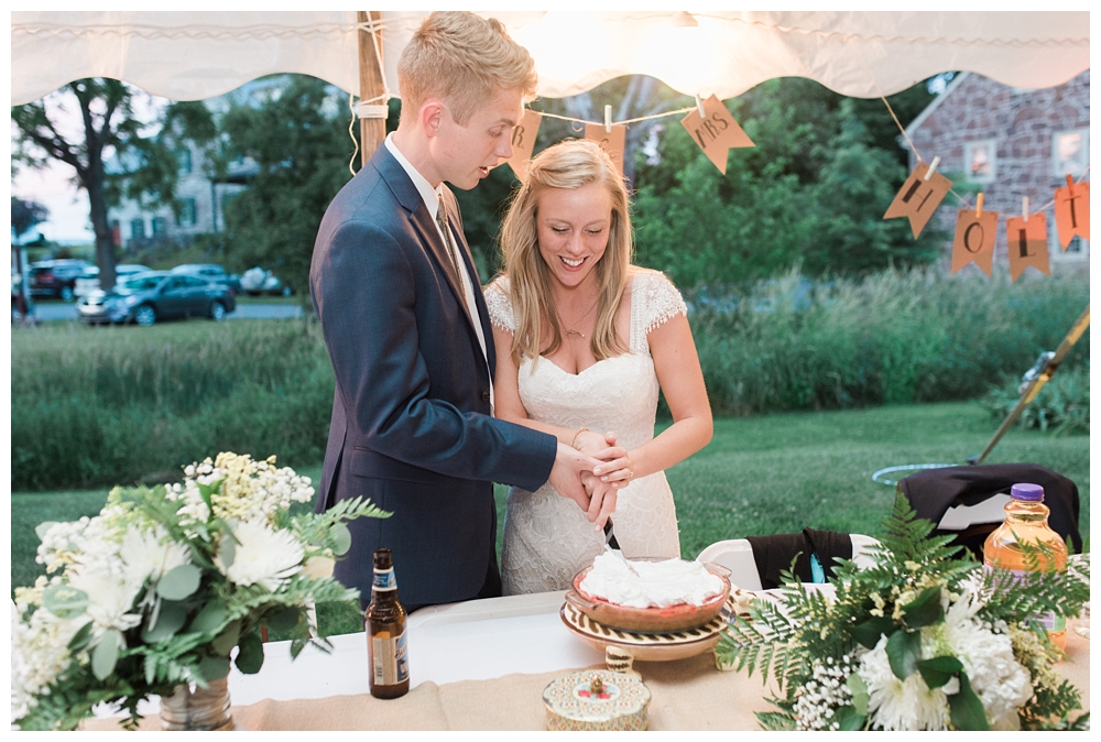 Pennsylvania Weddings | Historic Poole Forge Inc, Narvon, PA | Real weddings, engagements and inspiration for the modern PA Bride | www.redoakweddings.com