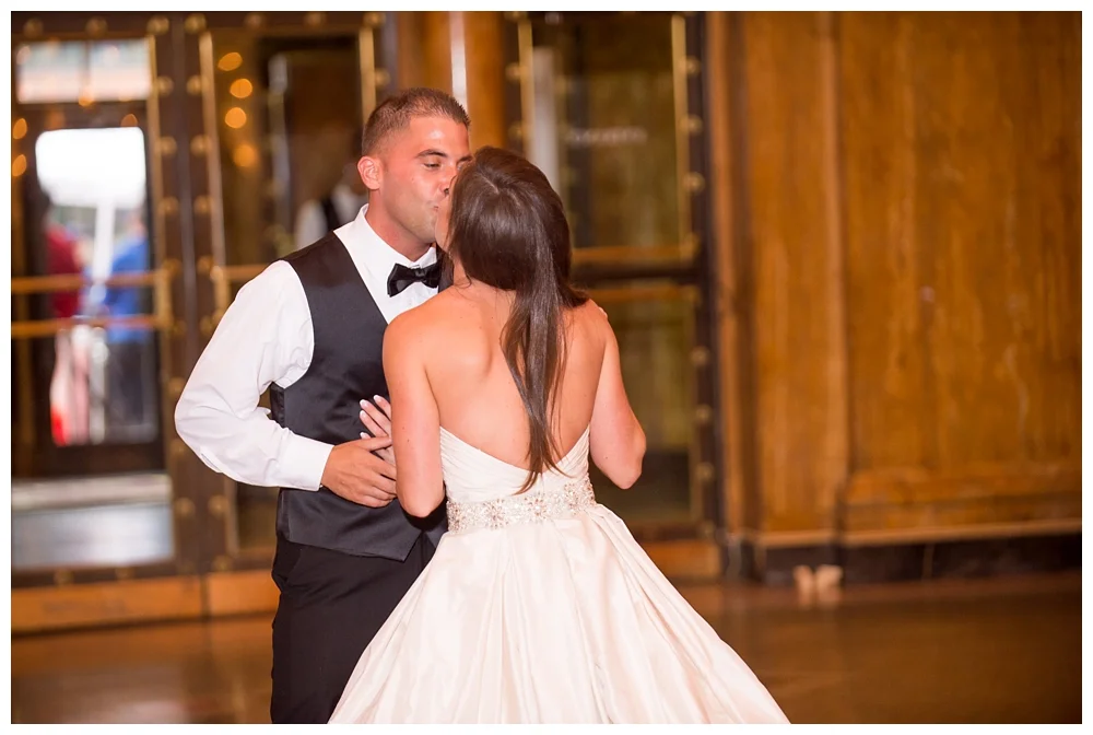 New York Weddings | 90 State, Albany, NY | Real weddings, engagements and inspiration for the modern NY Bride | www.redoakweddings.com