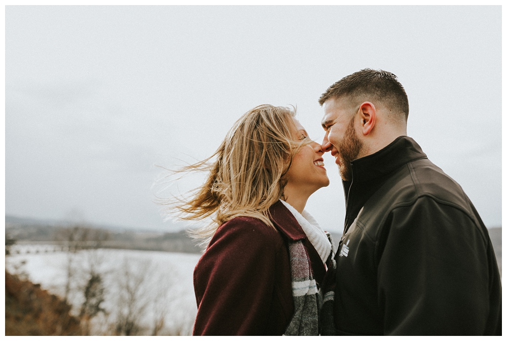 Pennsylvania Engagements | Lancaster PA | Real weddings, engagements and inspiration for the modern PA Bride | www.redoakweddings.com