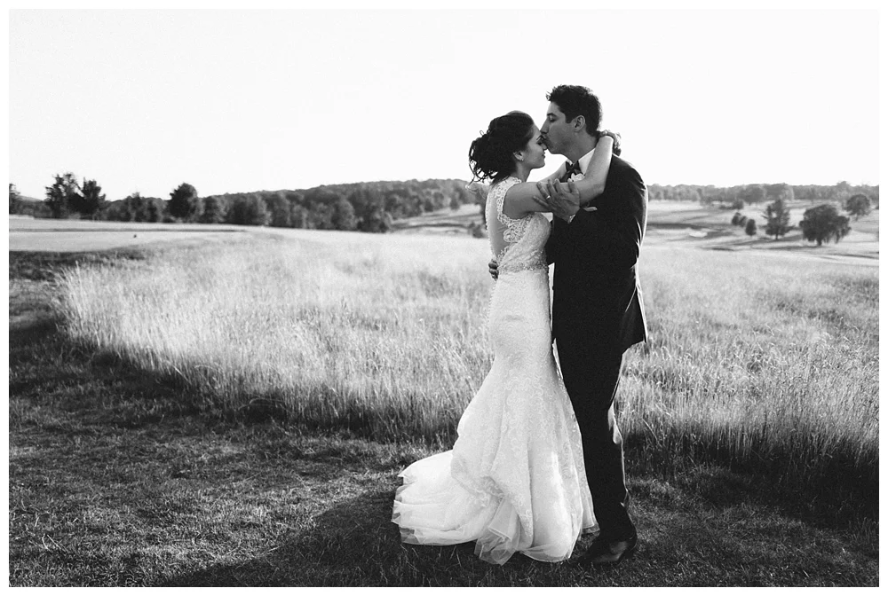 Pennsylvania Weddings | Country Club of Scranton, PA | Real weddings, engagements and inspiration for the modern PA Bride | www.redoakweddings.com