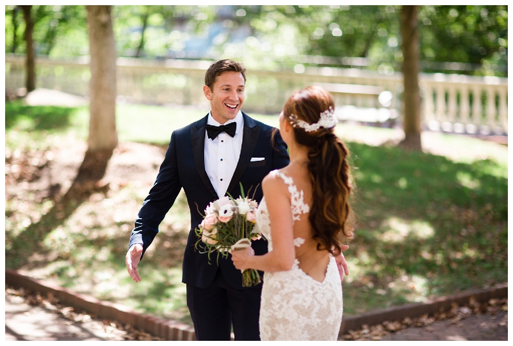 Pennsylvania | Fairmount Water Works Philadelphia, PA | Real weddings, engagements and inspiration for the modern PA Bride | www.redoakweddings.com