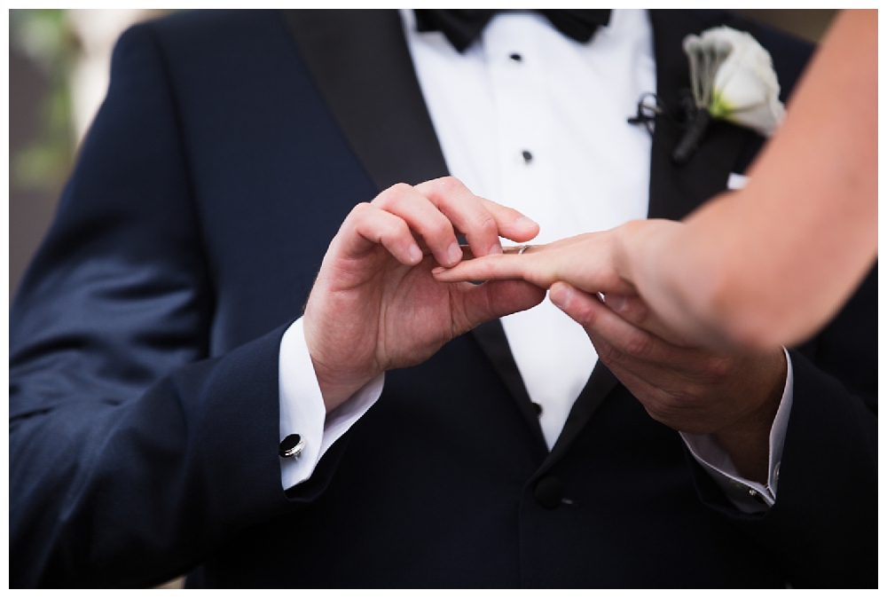 Pennsylvania | Fairmount Water Works Philadelphia, PA | Real weddings, engagements and inspiration for the modern PA Bride | www.redoakweddings.com