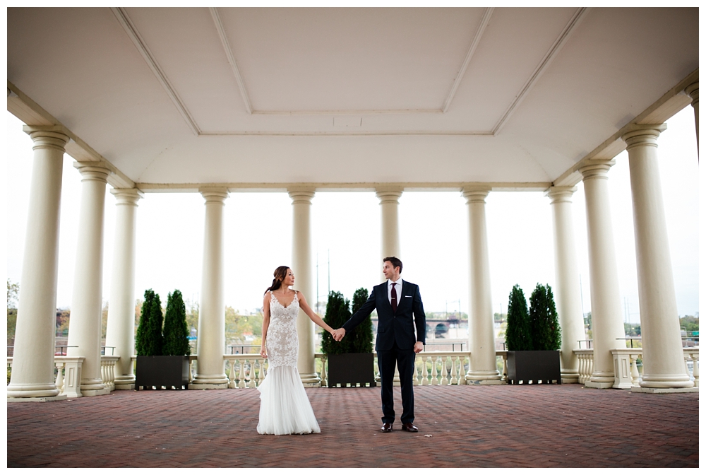 Pennsylvania | Fairmount Water Works Philadelphia, PA | Real weddings, engagements and inspiration for the modern PA Bride | www.redoakweddings.com