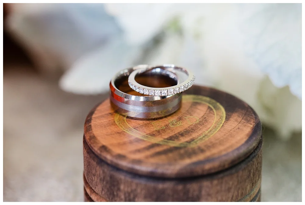 Pennsylvania Weddings | Fiddle Lake Farm, Thompson PA | Real weddings, engagements and inspiration for the modern PA Bride | www.redoakweddings.com