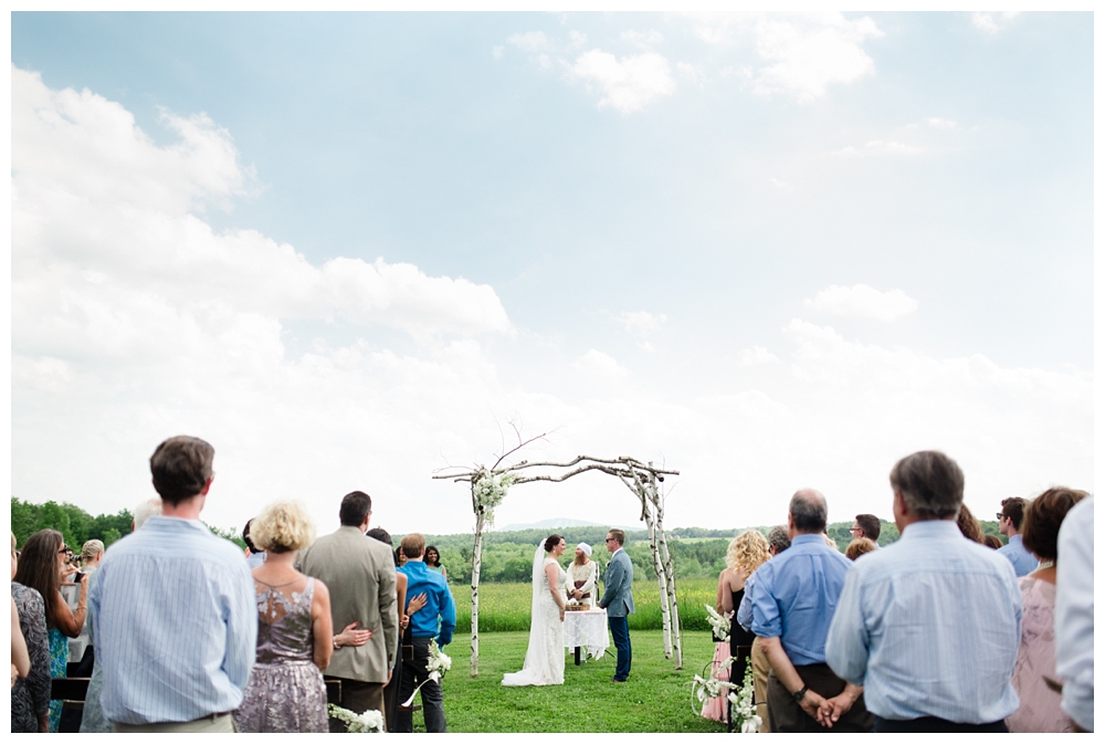 Pennsylvania Weddings | Fiddle Lake Farm, Thompson PA | Real weddings, engagements and inspiration for the modern PA Bride | www.redoakweddings.com