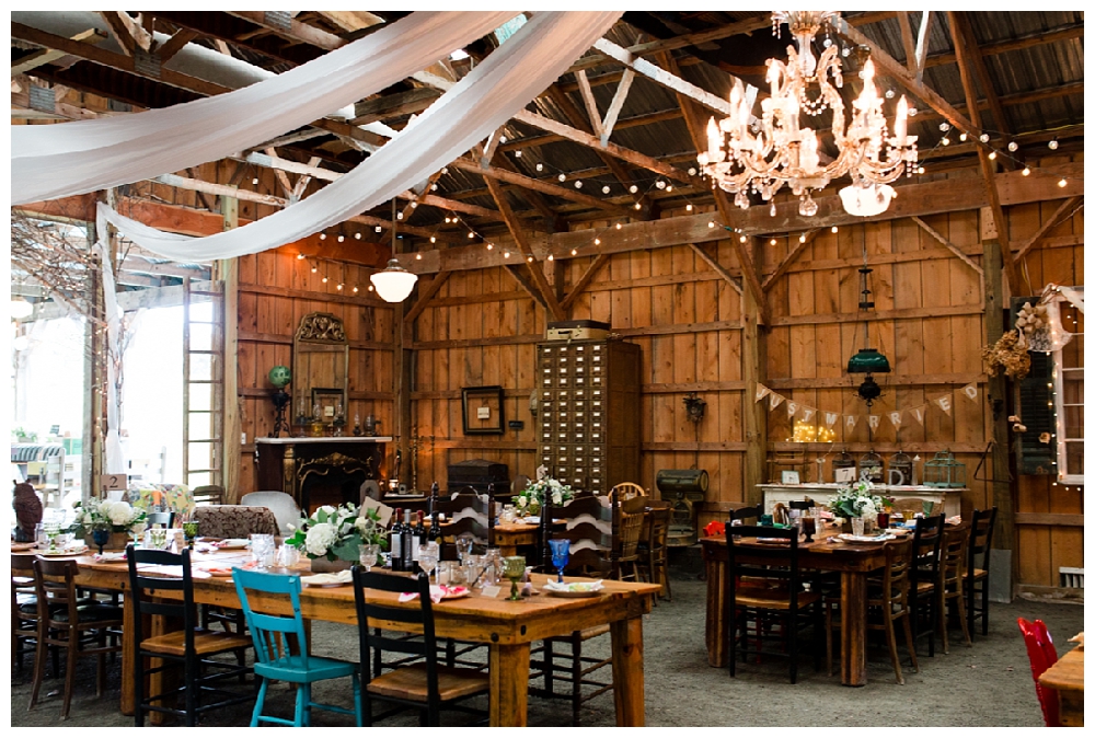 Pennsylvania Weddings | Fiddle Lake Farm, Thompson PA | Real weddings, engagements and inspiration for the modern PA Bride | www.redoakweddings.com