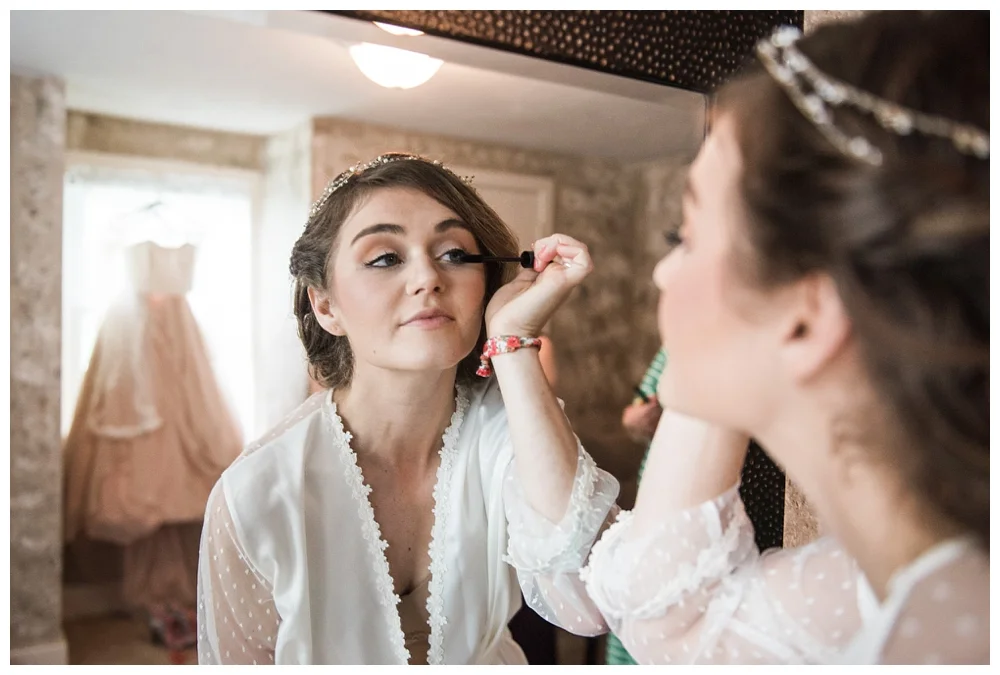 Pennsylvania Weddings | Harvest View Barn, Elizabethtown, PA | Real weddings, engagements and inspiration for the modern NY Bride | www.redoakweddings.com