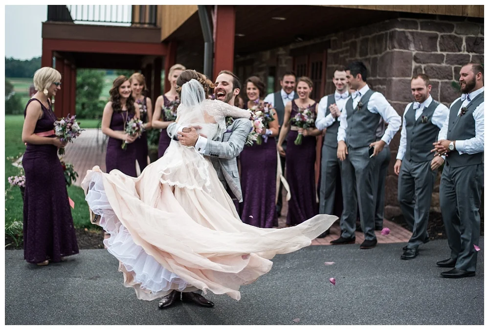 Pennsylvania Weddings | Harvest View Barn, Elizabethtown, PA | Real weddings, engagements and inspiration for the modern NY Bride | www.redoakweddings.com