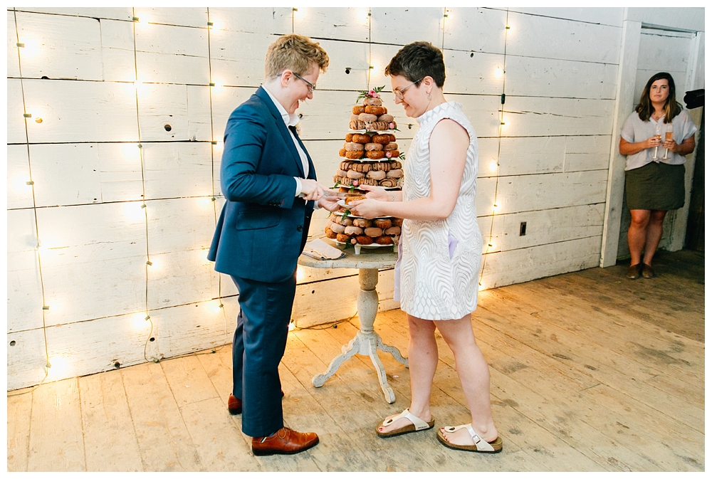 Pennsylvania Weddings | Fall Wedding at Terrain in Glen Mills, PA | www.redoakweddings.com