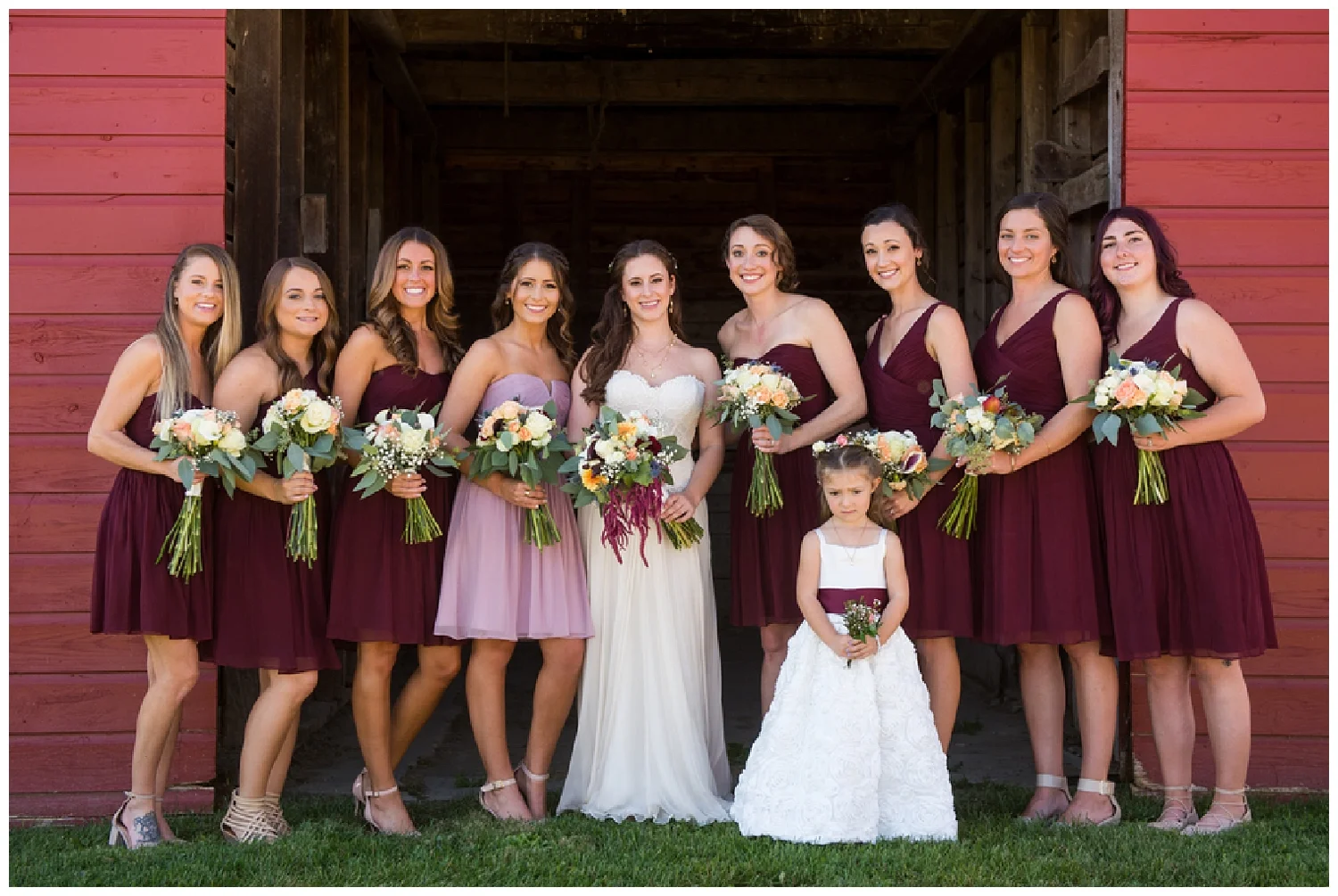 Upstate New York Weddings | Wedding Barn at Lakota's Farm | Cambridge, NY | www.redoakweddings.com
