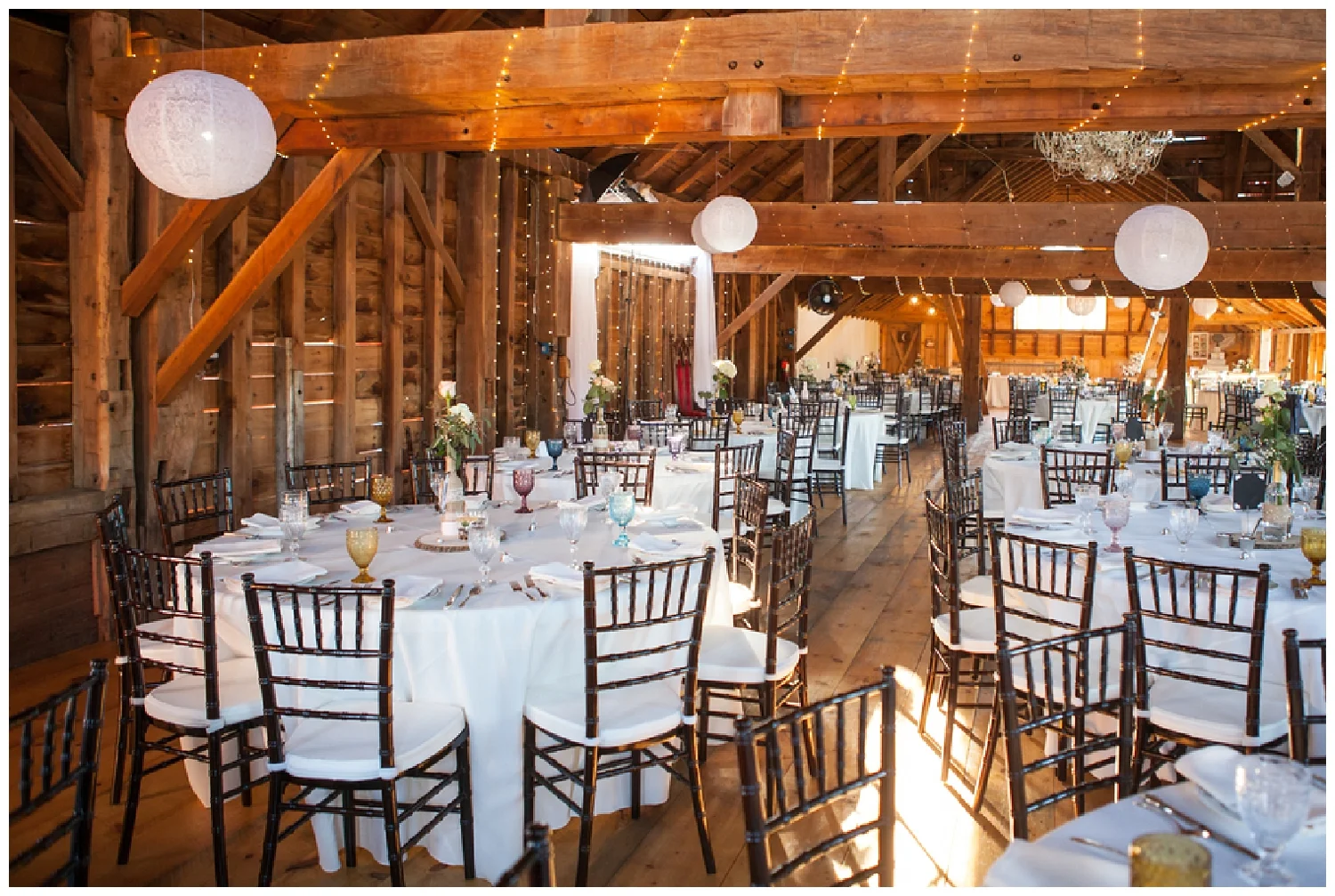 Upstate New York Weddings | Wedding Barn at Lakota's Farm | Cambridge, NY | www.redoakweddings.com