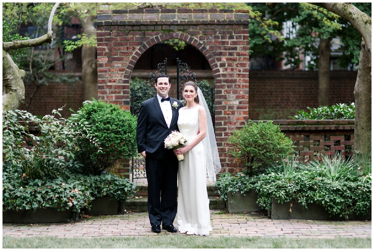 Philadelphia Weddings | The National Society of The Colonial Dames of America in the Commonwealth of Pennsylvania | www.redoakweddings.com