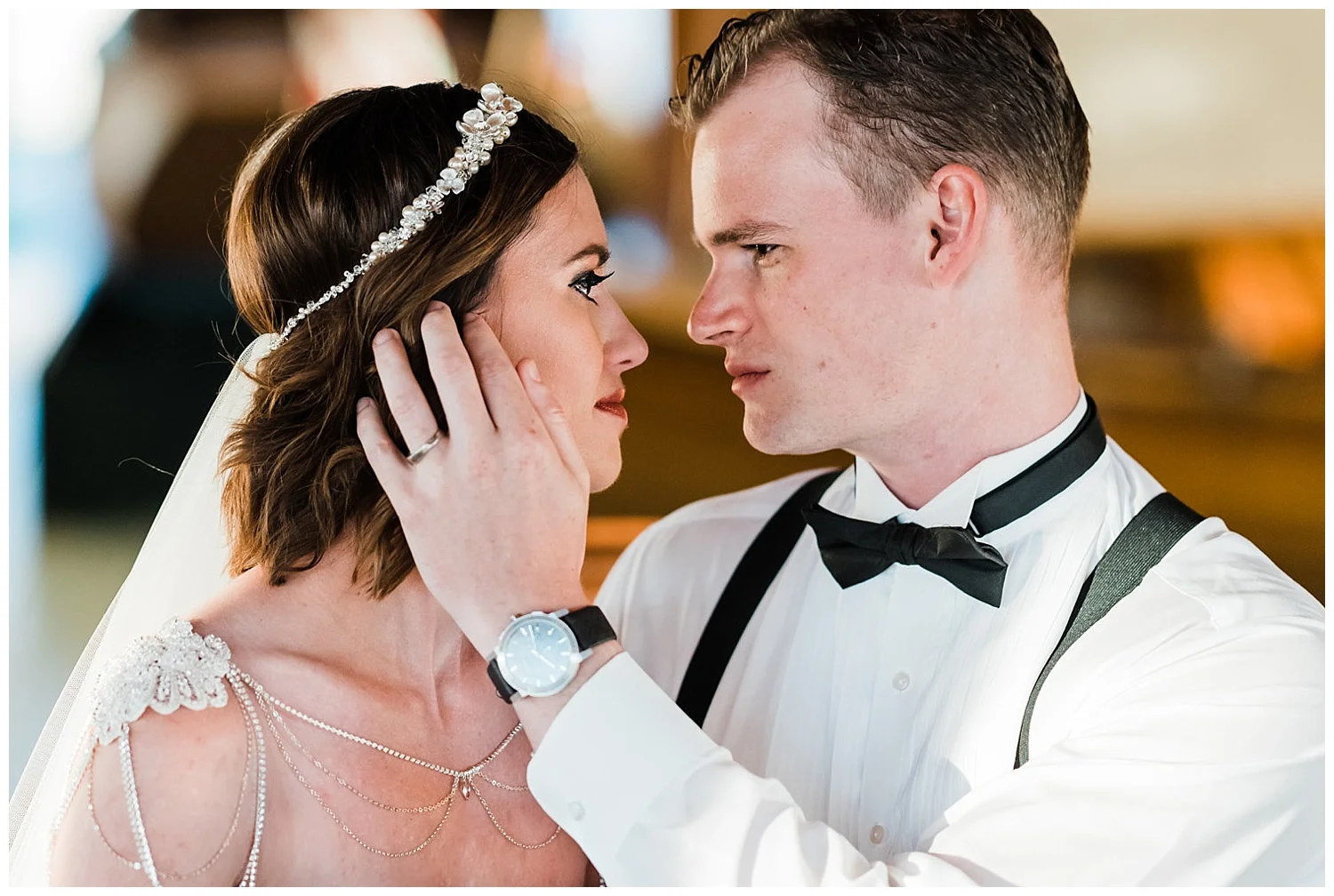 Gatsby Wedding Inspiration | Upstate NY Weddings | Antique Boat Museum | Clayton, NY | www.redoakweddings.com