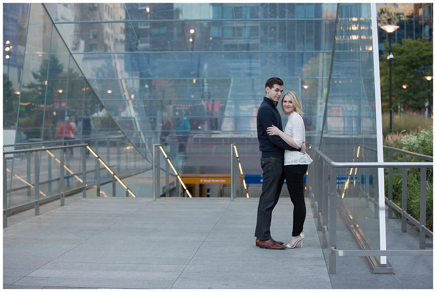 Philadelphia Engagements | Fitler Square, Pennsylvania | Philly Weddings | www.redoakweddings.com