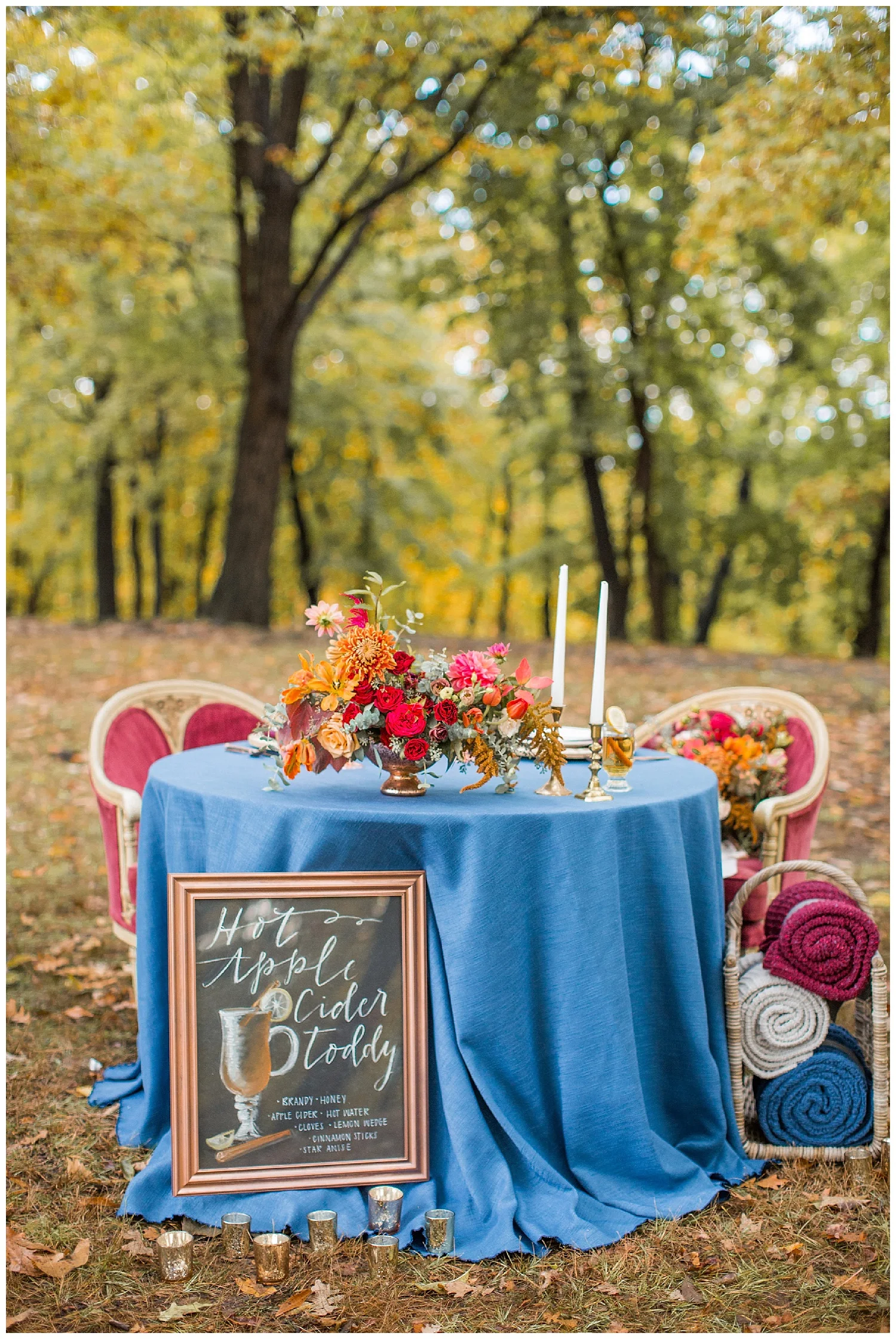 Pittsburgh Fall Wedding Inspiration | Schenley Park, Pittsburgh PA | www.redoakweddings.com