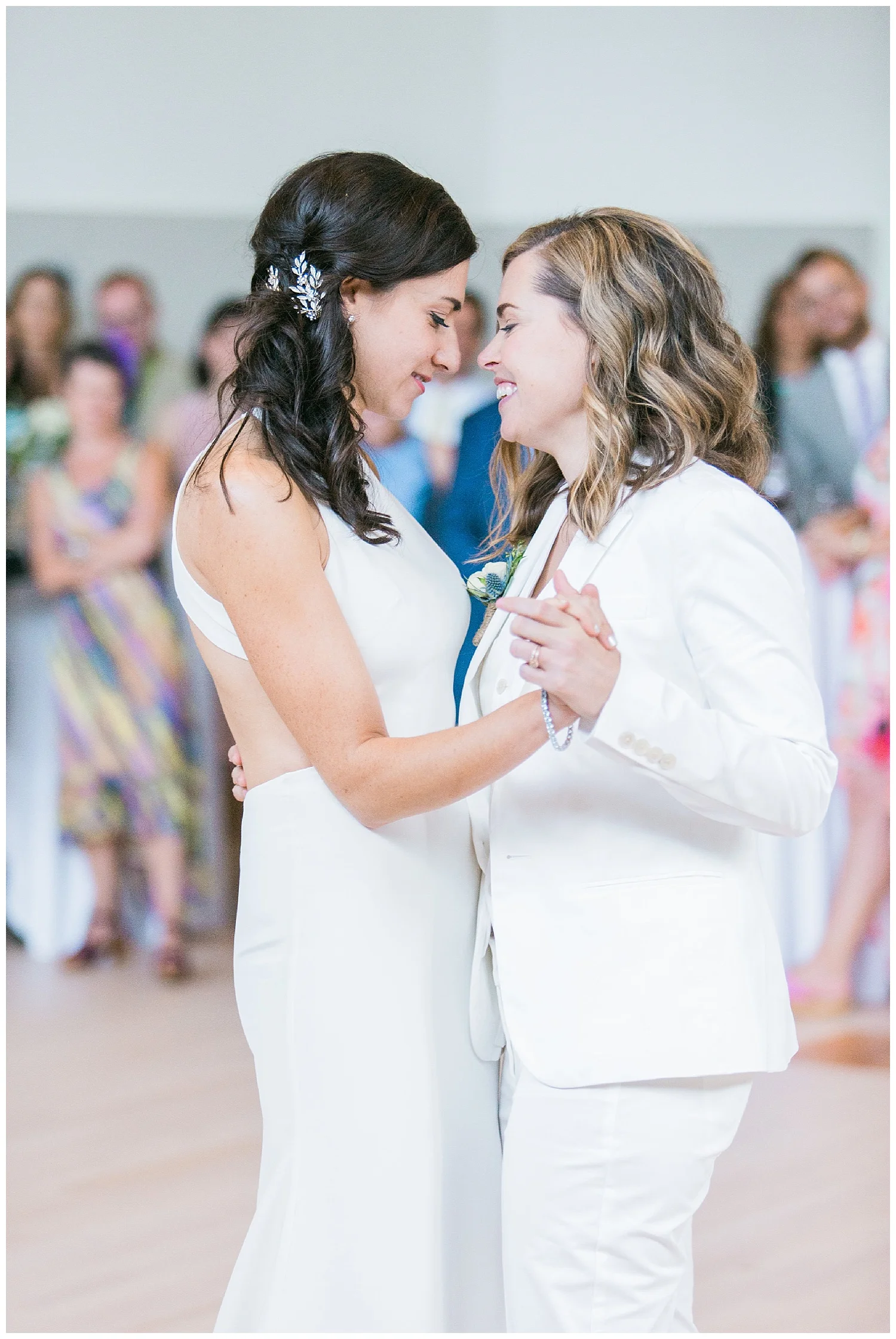 Upstate New York Weddings | SUNY Oswego | Syracuse, NY | www.redoakweddings.com