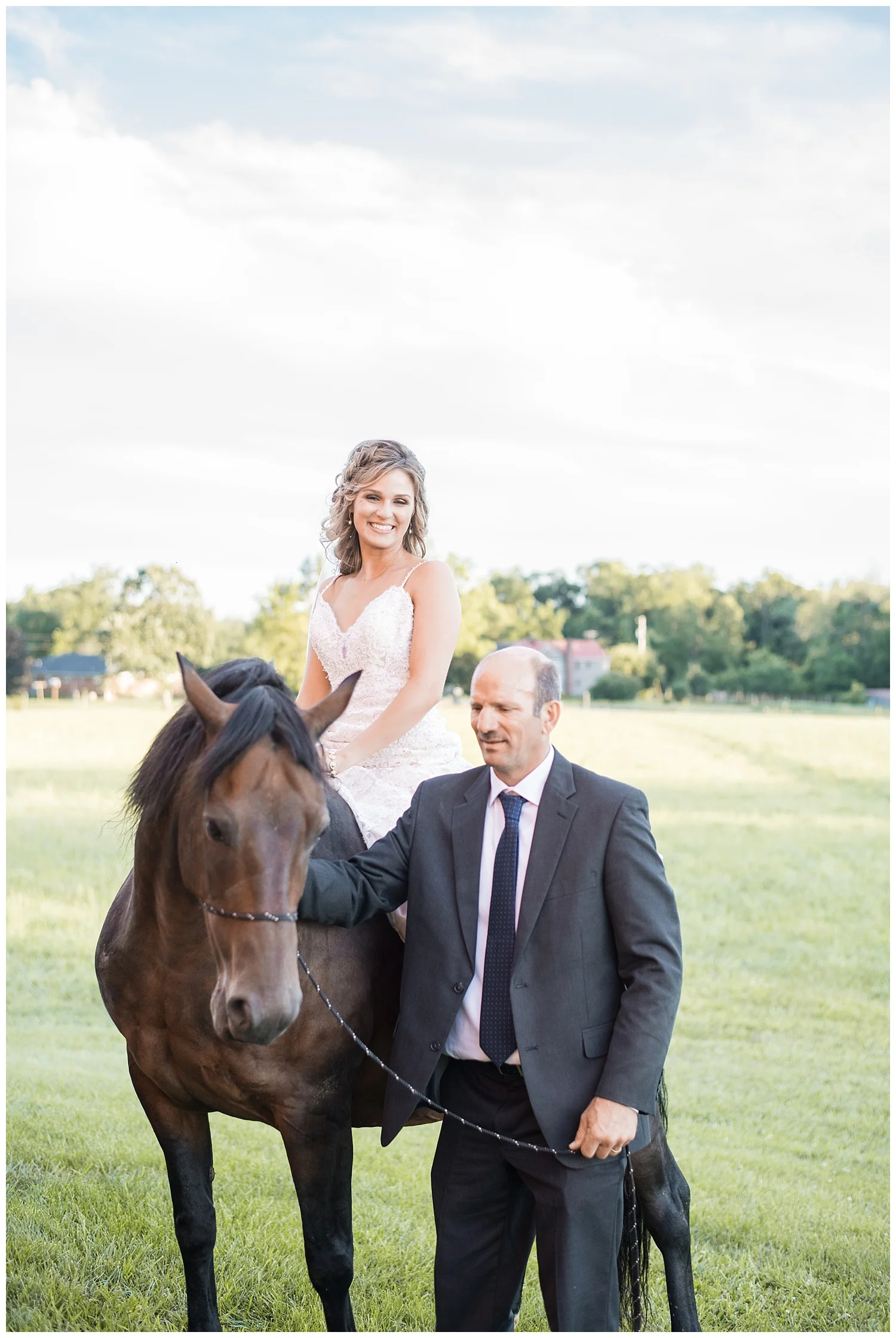 Harrisburg PA Private Estate Wedding | East Berlin, Pennsylvania | www.redoakweddings.com
