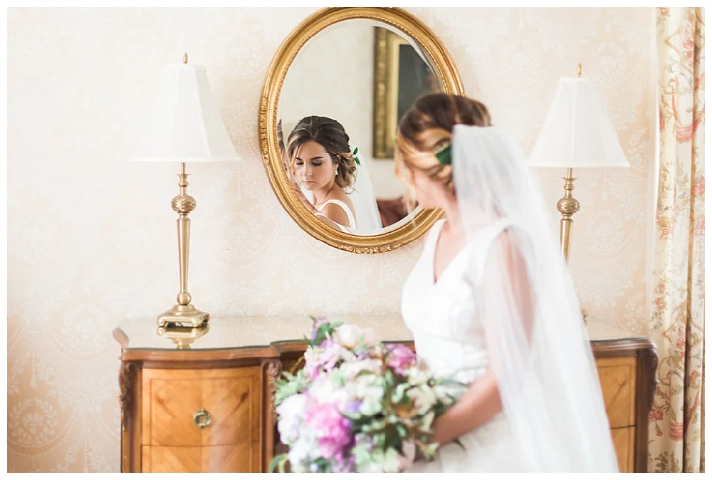 Carinwood Estate Wedding Inspiration | Huntington Valley, PA | Philadelphia Weddings | www.redoakweddings.com