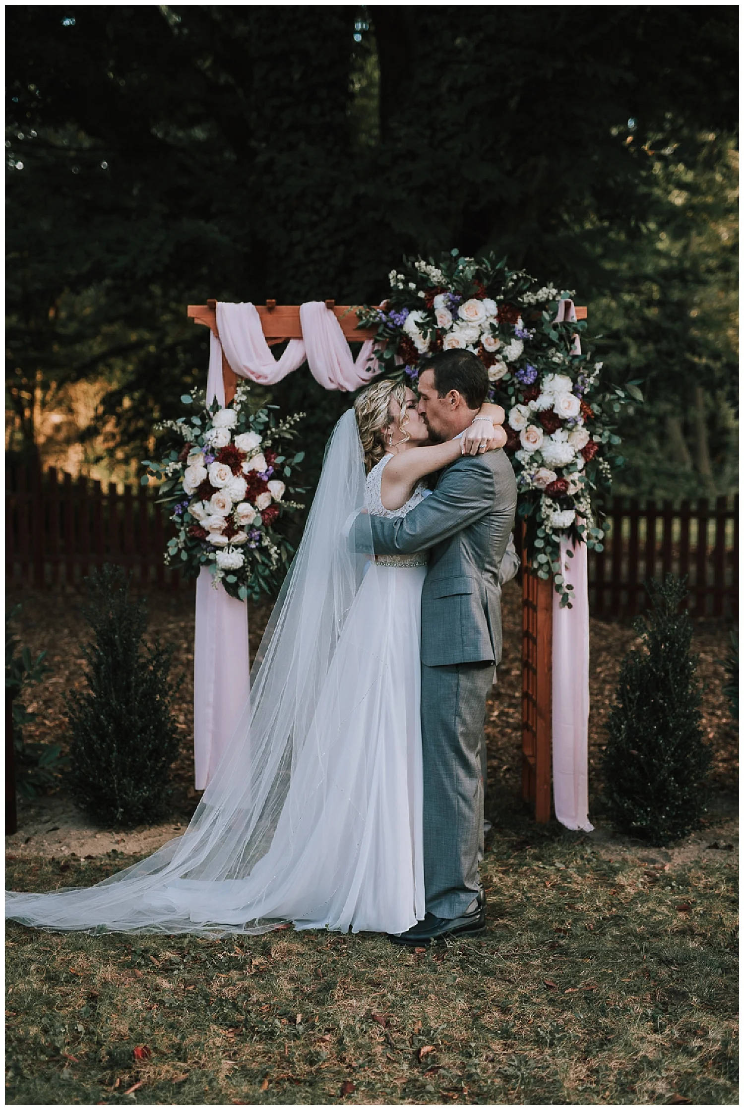South Jersey Wedding | Philadelphia Wedding | Sewell, New Jersey | www.redoakweddings.com